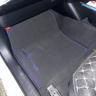 Коврики на Toyota Prius (50) 2015&nbsp;-&nbsp;2023 в Хабаровске
