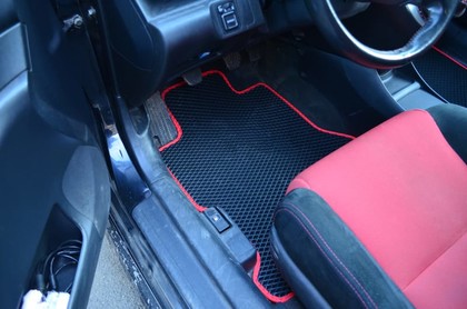 Ворсовые коврики на Honda Civic VII 3d 2001&nbsp;-&nbsp;2006 в Хабаровске