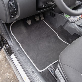 Коврики на Lada (ВАЗ) Granta 2011&nbsp;-&nbsp;2026 в Хабаровске