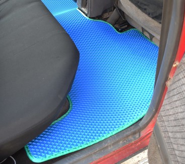 Коврики на Toyota Hilux Surf II 1989&nbsp;-&nbsp;1995 в Хабаровске