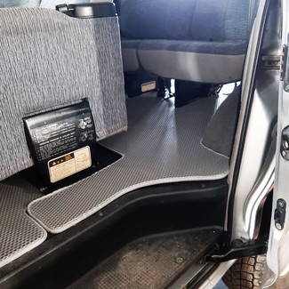 Ворсовые коврики на Mitsubishi Delica 4 1994&nbsp;-&nbsp;2007 в Хабаровске