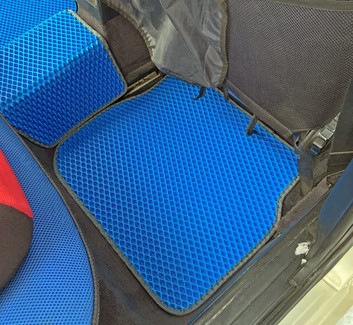 EVA коврики на Volkswagen Passat B3 1988 - 1994 в Хабаровске EVA коврики на Volkswagen Passat B3 1988 - 1994 в Хабаровске