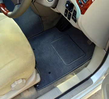 Ворсовые коврики на Toyota Ipsum II 2001 - 2009 в Хабаровске Ворсовые коврики на Toyota Ipsum II 2001 - 2009 в Хабаровске