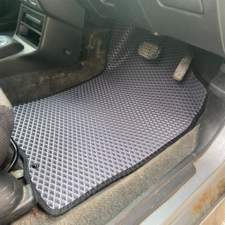 Коврики на Daihatsu Storia 1998&nbsp;-&nbsp;2004 в Хабаровске