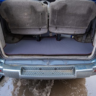 Ворсовые коврики на Mitsubishi Space Gear 1994 - 2007 в Хабаровске Ворсовые коврики на Mitsubishi Space Gear 1994 - 2007 в Хабаровске