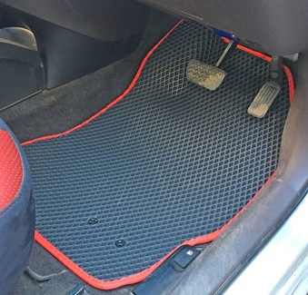 Ворсовые коврики на Toyota iQ 2008&nbsp;-&nbsp;2016 в Хабаровске