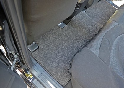 Ворсовые коврики на Toyota Land Cruiser Prado 150 2009&nbsp;-&nbsp;2023 в Хабаровске