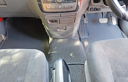 Ворсовые коврики на Toyota Ipsum II 2001 - 2009 в Хабаровске Ворсовые коврики на Toyota Ipsum II 2001 - 2009 в Хабаровске