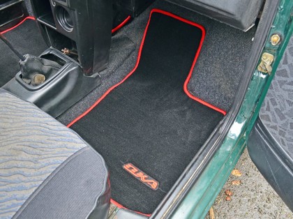 Коврики на Lada (ВАЗ) 1111 Ока 1987&nbsp;-&nbsp;2008 в Хабаровске