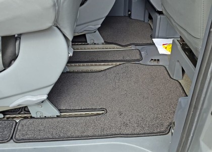 Ворсовые коврики на Mercedes Viano (W639) 2003 - 2014 в Хабаровске Ворсовые коврики на Mercedes Viano (W639) 2003 - 2014 в Хабаровске