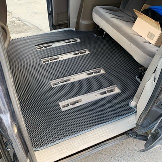 EVA коврики на Dodge Caravan (RG) 2000&nbsp;-&nbsp;2007 в Хабаровске
