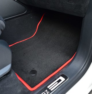 Коврики на Mercedes G (W463, W465) 2018&nbsp;-&nbsp;2026 в Хабаровске