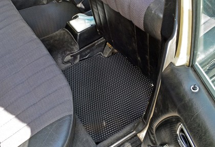 Коврики на Mercedes W123 1975&nbsp;-&nbsp;1986 в Хабаровске