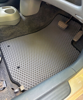 EVA коврики на Toyota Vitz I 1998&nbsp;-&nbsp;2005 в Хабаровске