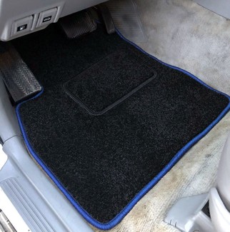 Ворсовые коврики на Lexus LX 470 1997&nbsp;-&nbsp;2007 в Хабаровске