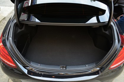 Ворсовые коврики на Mercedes C (W205) 2014 - 2023 в Хабаровске Ворсовые коврики на Mercedes C (W205) 2014 - 2023 в Хабаровске
