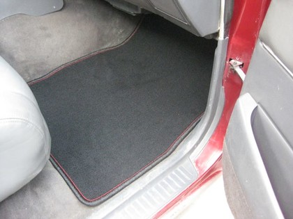 Коврики на Toyota Land Cruiser 80 1990&nbsp;-&nbsp;1997 в Хабаровске