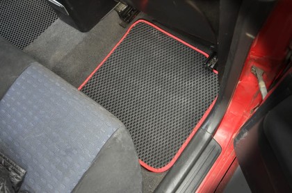 Ворсовые коврики на Mitsubishi Lancer IX 2000&nbsp;-&nbsp;2010 в Хабаровске