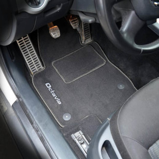 Ворсовые коврики на Skoda Octavia A5 и FL 2004&nbsp;-&nbsp;2013 в Хабаровске