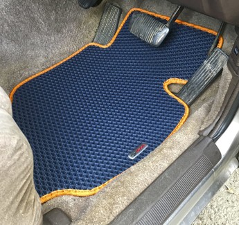 Коврики на Toyota Crown (S130) 1987&nbsp;-&nbsp;1999 в Хабаровске