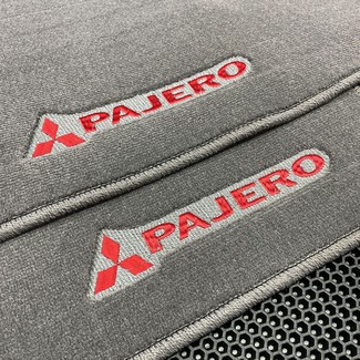 Ворсовые коврики на Mitsubishi Pajero II 1990&nbsp;-&nbsp;2000 в Хабаровске