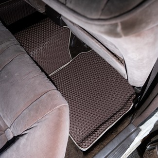 Коврики на Toyota Mark II (70) 1984 - 1997 в Хабаровске Коврики на Toyota Mark II (70) 1984 - 1997 в Хабаровске