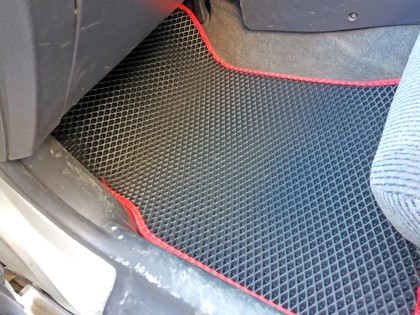 Ворсовые коврики на Honda Civic VI 4d 1995&nbsp;-&nbsp;2002 в Хабаровске