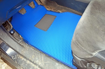 Коврики на Honda CR-V II 2001 - 2006 в Хабаровске Коврики на Honda CR-V II 2001 - 2006 в Хабаровске