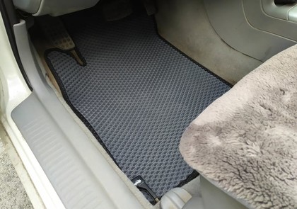 Ворсовые коврики на Mitsubishi Galant VIII 1996&nbsp;-&nbsp;2005 в Хабаровске