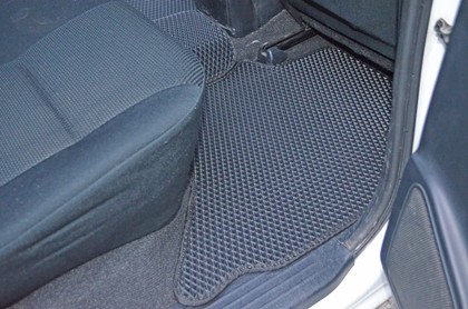 EVA коврики на Toyota Hilux VII 2008&nbsp;-&nbsp;2015 в Хабаровске
