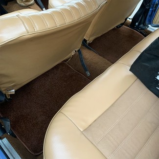 Коврики на Lada (ВАЗ) 2101, 2102, 2103, 2104, 2105, 2106, 2107 1970&nbsp;-&nbsp;2012 в Хабаровске