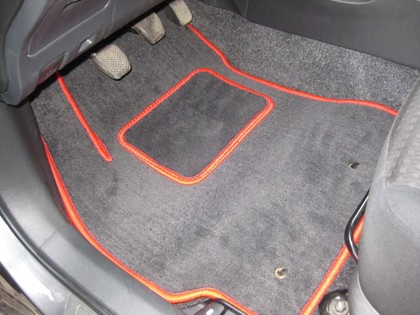 Коврики на Toyota Corolla (E15) 2006&nbsp;-&nbsp;2013 в Хабаровске