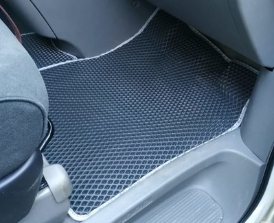 EVA коврики на Toyota Alphard (H10) 2002 - 2008 в Хабаровске EVA коврики на Toyota Alphard (H10) 2002 - 2008 в Хабаровске