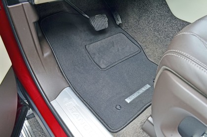 Ворсовые коврики на Land Rover Range Rover IV 2013 - 2022 в Хабаровске Ворсовые коврики на Land Rover Range Rover IV 2013 - 2022 в Хабаровске