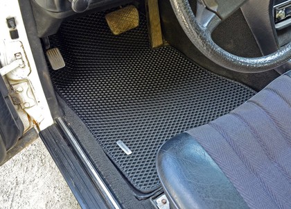 Коврики на Mercedes W123 1975&nbsp;-&nbsp;1986 в Хабаровске