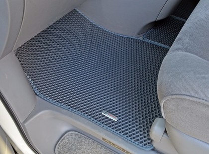 EVA коврики на Toyota Alphard (H10) 2002 - 2008 в Хабаровске EVA коврики на Toyota Alphard (H10) 2002 - 2008 в Хабаровске
