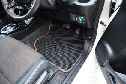 Коврики на Honda Fit Shuttle 2011&nbsp;-&nbsp;2015 в Хабаровске