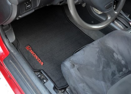 Ворсовые коврики на Honda Civic VI 4d 1995&nbsp;-&nbsp;2002 в Хабаровске