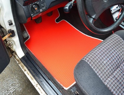 Ворсовые коврики на Mercedes E (W124) 1986 - 1996 в Хабаровске Ворсовые коврики на Mercedes E (W124) 1986 - 1996 в Хабаровске