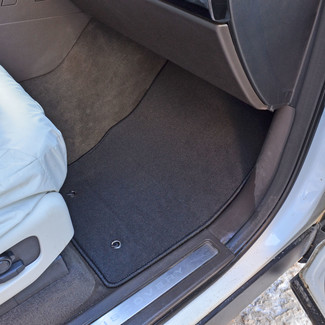 Коврики на Land Rover Discovery V 2016&nbsp;-&nbsp;2026 в Хабаровске