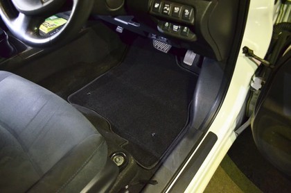 Коврики на Nissan Leaf (AZE0) 2012&nbsp;-&nbsp;2017 в Хабаровске