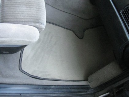 Ворсовые коврики на Audi 100 (C3) 1982&nbsp;-&nbsp;1991 в Хабаровске