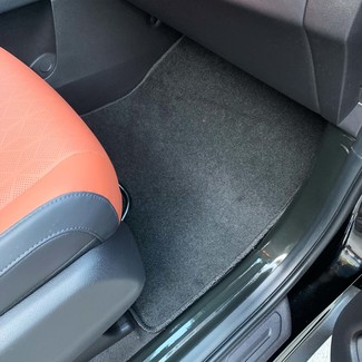 EVA коврики на KIA Carnival IV 8 мест 2020 - 2026 в Хабаровске EVA коврики на KIA Carnival IV 8 мест 2020 - 2026 в Хабаровске