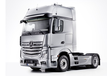 Коврики на Mercedes Actros MP4 MP5 тягач GigaSpace 2011 - 2026 в Хабаровске Коврики на Mercedes Actros MP4 MP5 тягач GigaSpace 2011 - 2026 в Хабаровске