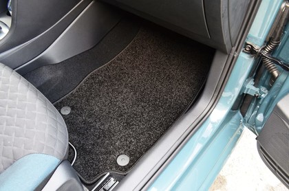 Коврики на Volkswagen Polo V 2010 - 2020 в Хабаровске Коврики на Volkswagen Polo V 2010 - 2020 в Хабаровске