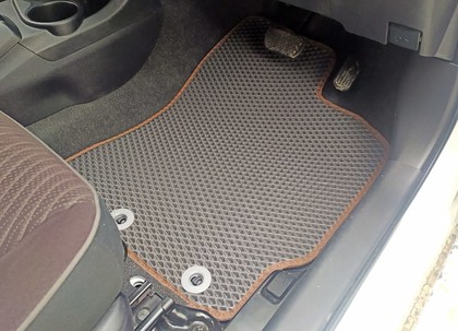 Коврики на Toyota Aqua (P10) 2011&nbsp;-&nbsp;2021 в Хабаровске