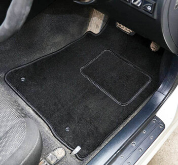 Коврики на Toyota Altezza 1998&nbsp;-&nbsp;2005 в Хабаровске