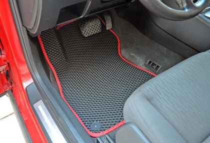 Коврики на Audi S4 (B6) 2000&nbsp;-&nbsp;2004 в Хабаровске