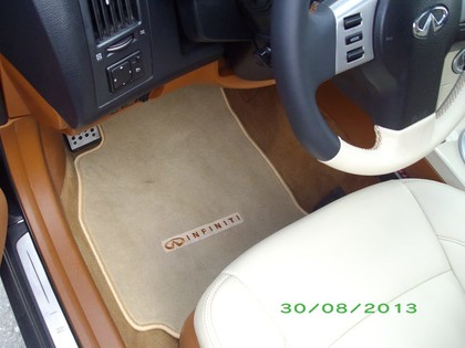 Ворсовые коврики на Infiniti FX I 2003 - 2008 в Хабаровске Ворсовые коврики на Infiniti FX I 2003 - 2008 в Хабаровске