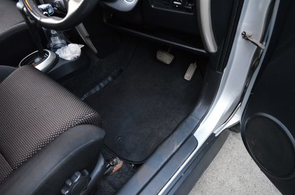 Ворсовые коврики на Toyota Ist I 2002&nbsp;-&nbsp;2007 в Хабаровске